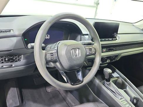 Used 2025 Honda Accord LX image 21