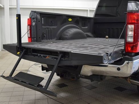 Used 2021 Ford F250 Lariat w/ Lariat Ultimate Package image 20