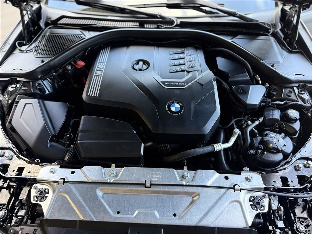 Used 2021 BMW 330i xDrive Sedan AWD/4WD image 41