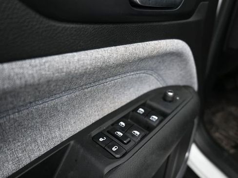 Used 2025 Jeep Compass Sport AWD/4WD image 10