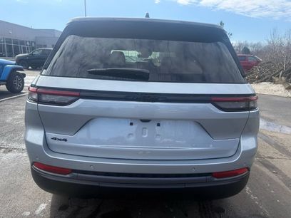 New 2026 Jeep Grand Cherokee Limited w/ Limited Altitude Package