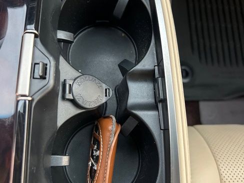 Used 2020 Lexus LS 500 AWD image 39