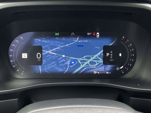 Certified 2025 Volvo XC40 B5 Ultra w/ Climate Package AWD/4WD image 23