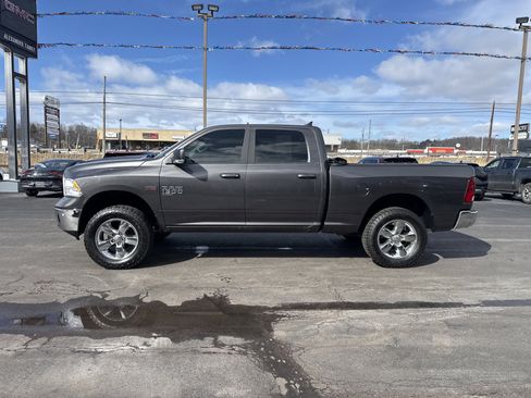 Used 2019 RAM 1500 Big Horn image 7