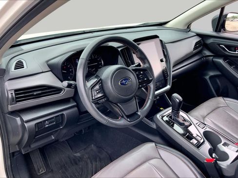 Used 2024 Subaru Crosstrek 2.5i Limited w/ Crosstrek Mirror Package AWD/4WD image 17
