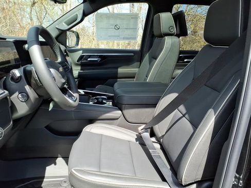 New 2026 Chevrolet Tahoe Premier AWD/4WD image 8