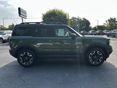 Certified 2023 Ford Bronco Sport Outer Banks w/ Tech Package AWD/4WD image 4
