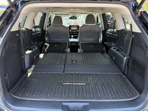 Used 2022 Toyota Highlander Bronze Edition AWD/4WD image 33
