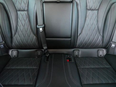 Used 2023 Buick Envision Avenir AWD/4WD image 13