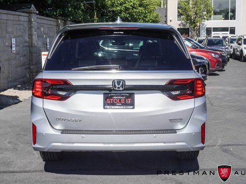 Used 2025 Honda Odyssey Touring image 21