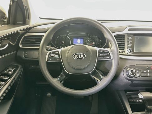Used 2020 Kia Sorento L FWD image 17