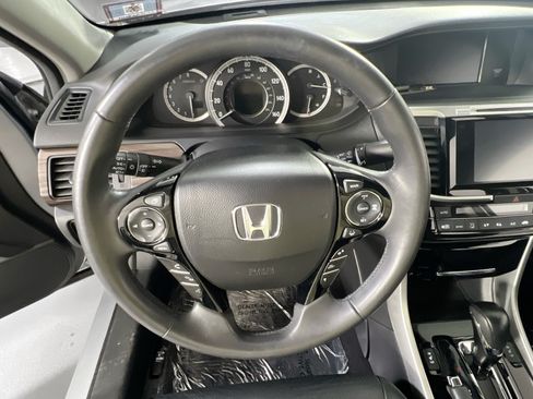 Used 2016 Honda Accord EX-L image 11