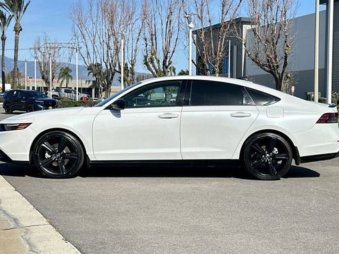 Used 2024 Honda Accord Sport image 7