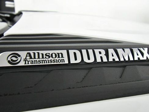 Used 2022 Chevrolet Silverado 3500 LT w/ Convenience Package image 18