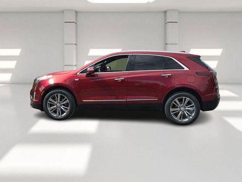 Certified 2023 Cadillac XT5 Premium Luxury w/ Technology Package image 2