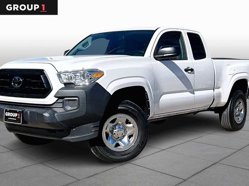 Used 2021 Toyota Tacoma SR image 1