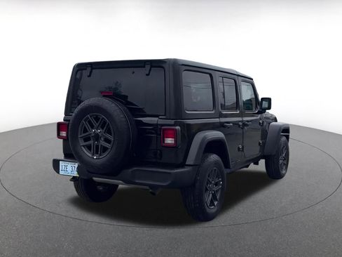 Used 2025 Jeep Wrangler Sport S image 14