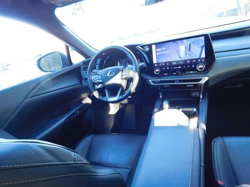 Used 2024 Lexus RX 350 Premium w/ Accessory Package (Z1) image 7
