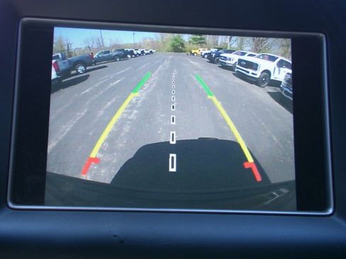 Used 2021 Jeep Grand Cherokee Laredo image 23