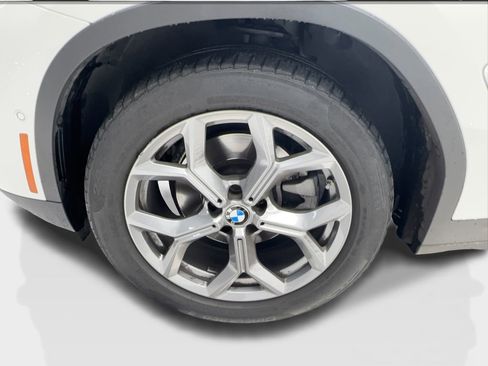 Used 2024 BMW X3 sDrive30i w/ Convenience Package RWD image 13
