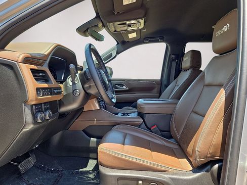 Used 2023 Chevrolet Tahoe High Country AWD/4WD image 25