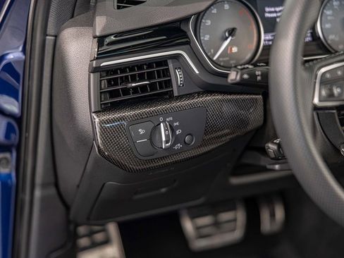 Used 2023 Audi S4 Premium w/ Convenience Package image 19