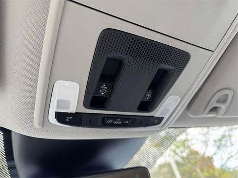 New 2025 Honda Pilot Elite image 30