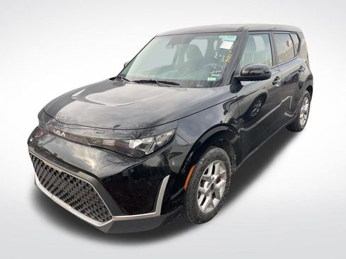 Used 2024 Kia Soul LX w/ Option Group 015 image 1