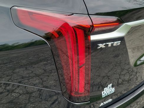 Certified 2024 Cadillac XT6 Luxury AWD/4WD image 11
