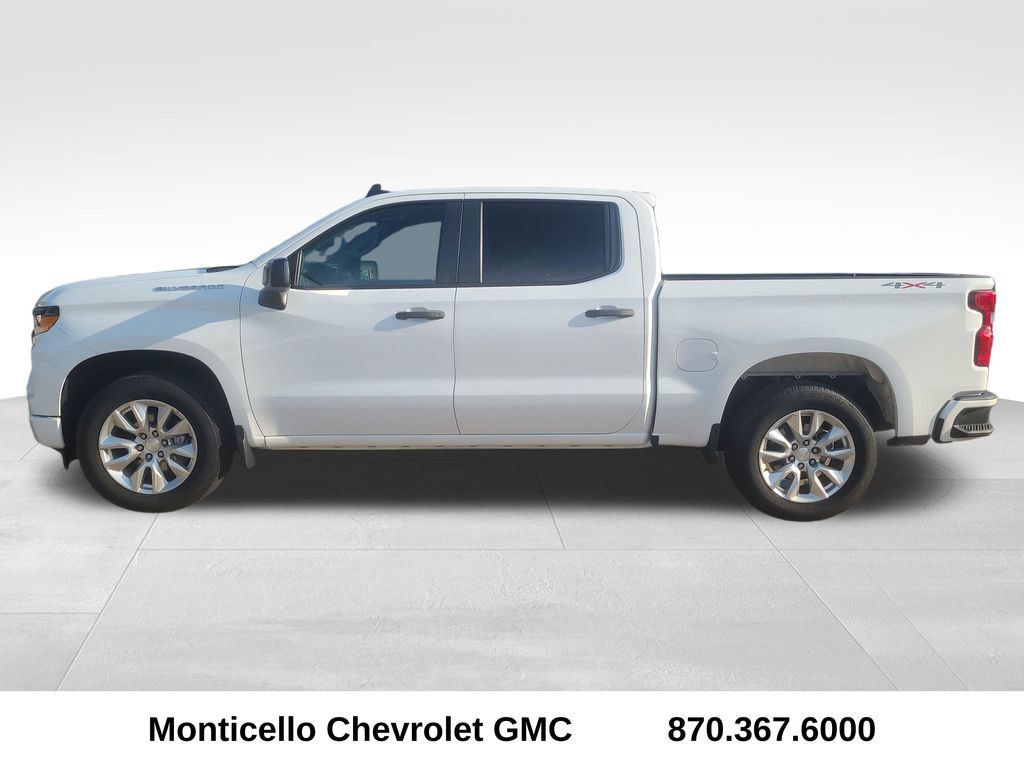 Used 2024 Chevrolet Silverado 1500 Custom AWD/4WD image 4
