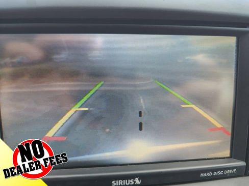 Used 2015 Chrysler Town & Country Touring-L w/ Driver Convenience Group image 21