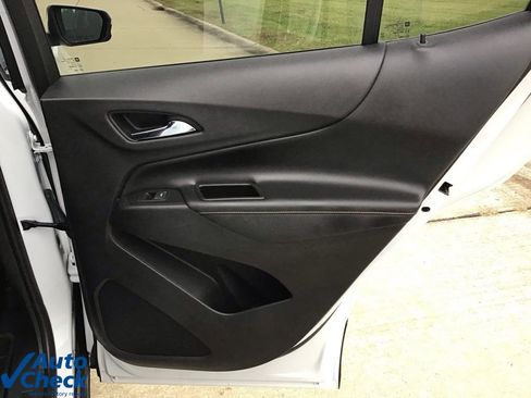 Used 2021 Chevrolet Equinox Premier w/ LPO, Floor Liner Package image 15