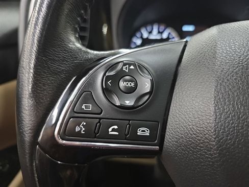 Used 2018 Mitsubishi Outlander SEL image 27