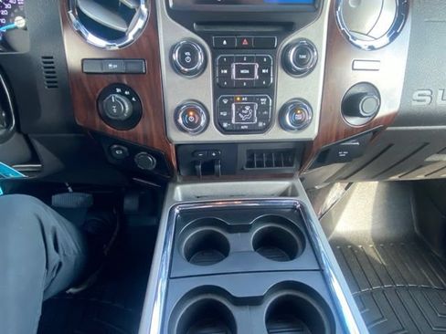 Used 2016 Ford F250 Lariat w/ Chrome Package AWD/4WD image 16