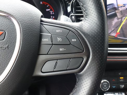 Used 2025 Dodge Durango GT AWD/4WD image 27