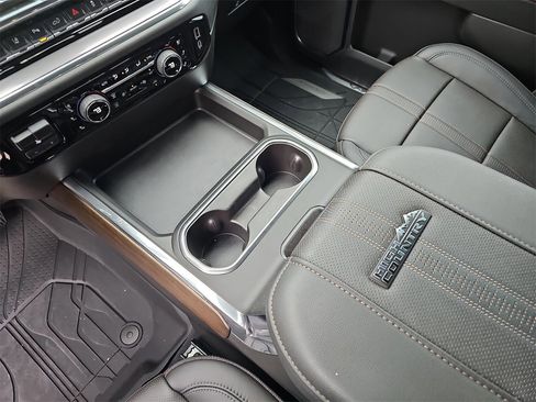 New 2025 Chevrolet Silverado 2500 High Country w/ Technology Package image 24