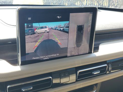 Used 2023 Lincoln Aviator Reserve w/ Equipment Group 201A image 17