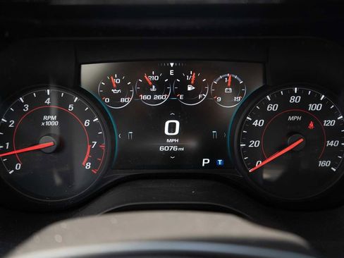 Used 2018 Chevrolet Camaro LT RWD image 24