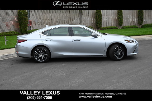 Certified 2025 Lexus ES 350 w/ Premium Package FWD image 3