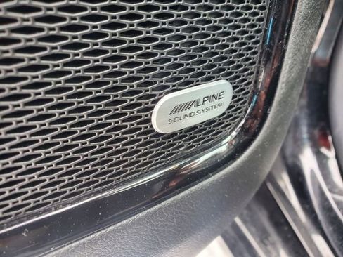 Certified 2024 Jeep Compass Limited w/ High Altitude Package image 6