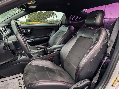 Used 2017 Ford Mustang GT Premium w/ Equipment Group 401A image 12