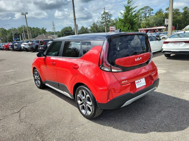 Used 2025 Kia Soul EX FWD image 3
