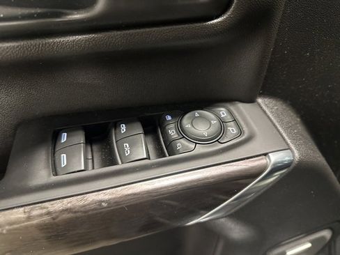 Used 2022 Chevrolet Silverado 2500 LTZ w/ LTZ Plus Package image 10