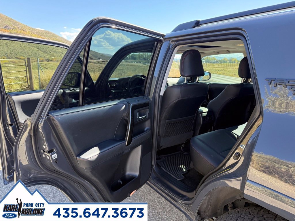 Used 2024 Toyota 4Runner TRD Off-Road Premium w/ Moonroof Package AWD/4WD image 26