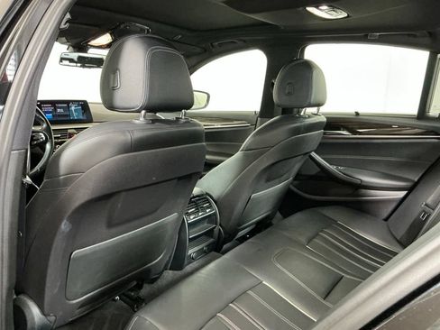 Used 2018 BMW 540i RWD image 25