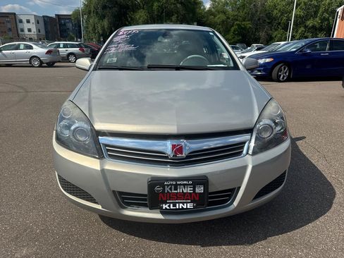 Used 2008 Saturn Astra XE FWD image 2
