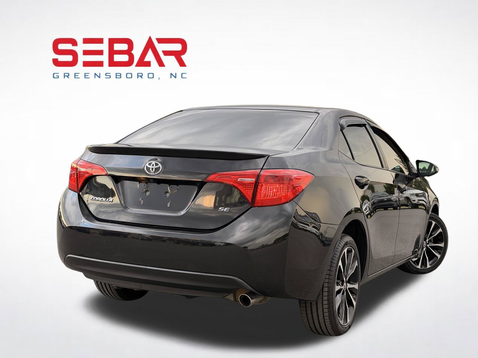 Used 2018 Toyota Corolla SE FWD image 6