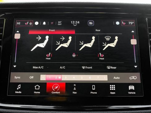 Used 2023 Dodge Durango GT image 33