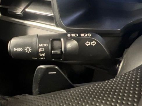 Used 2024 Mitsubishi Outlander SE AWD/4WD image 13