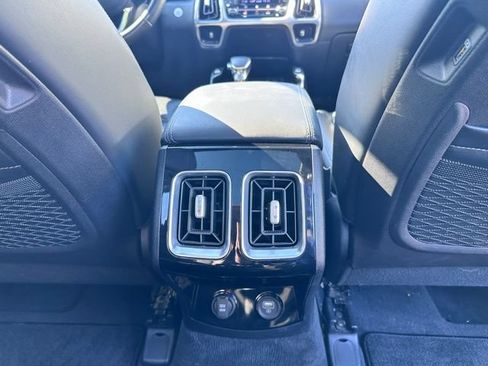 Used 2021 Kia Sorento SX AWD/4WD image 31